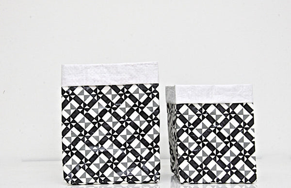 Plant Bag Black &#038; White Set of 2