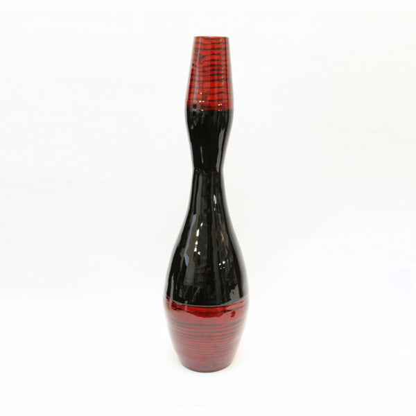 Red Bamboo with Black Lacquer on the Centre Vase – Original (66cm)